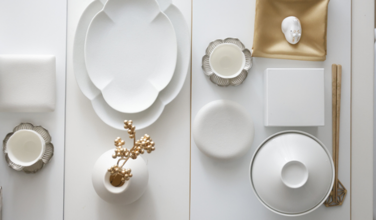 ホワイト×ゴールドのお正月